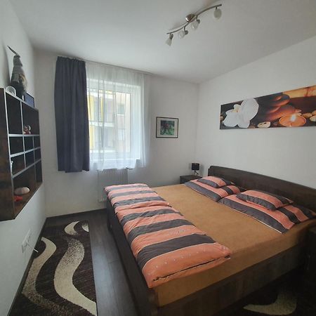Park West Apartment - Free Parking Budapest Exterior photo