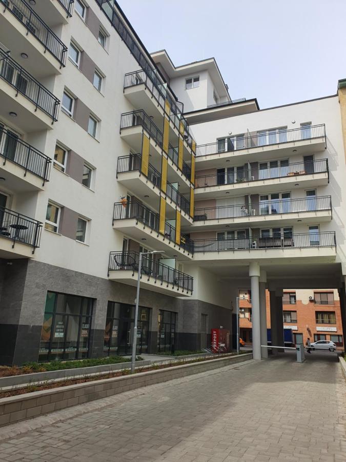 Park West Apartment - Free Parking Budapest Exterior photo