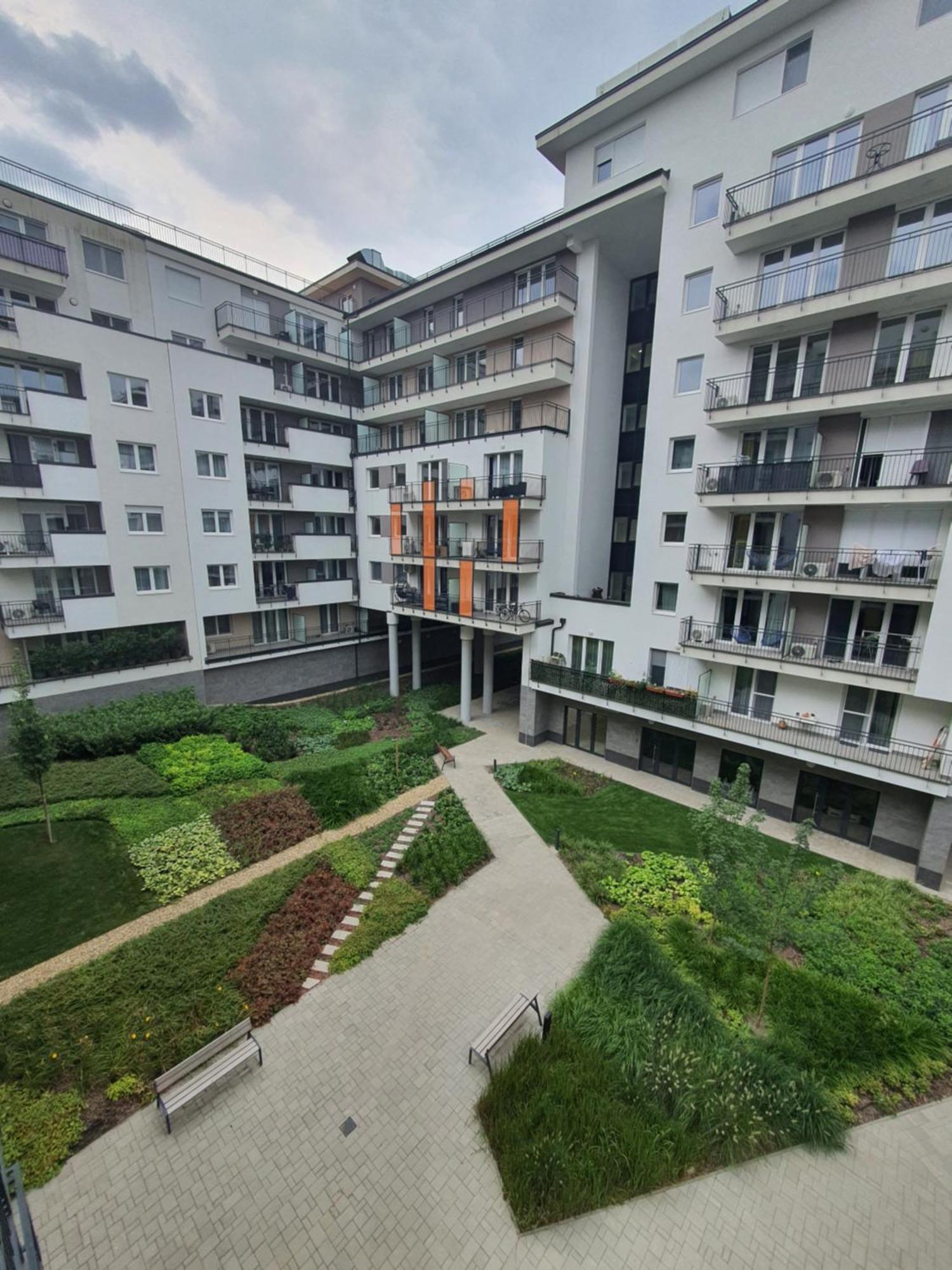 Park West Apartment - Free Parking Budapest Exterior photo
